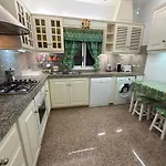 Cristianos Bbq & Sunset Apartman